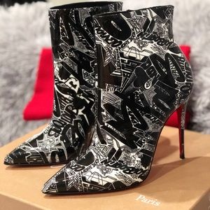 Christian Louboutin So Kate 100 Nicrograffiti